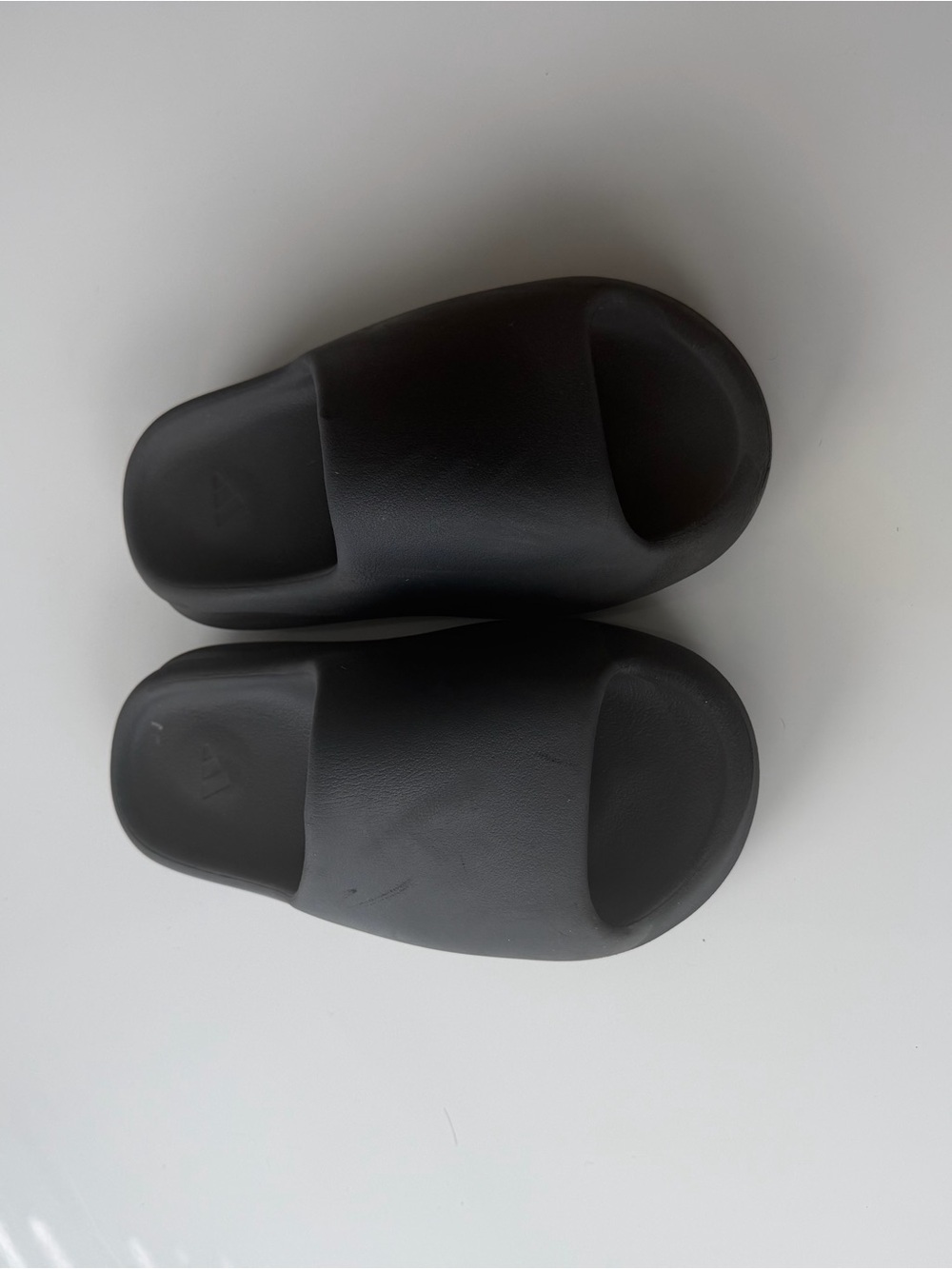 Yeezy Black Slide Sandals Kids